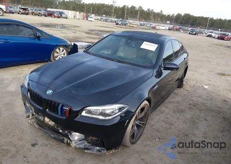 2016 BMW M5 z USA, uszkodzony, nr VIN WBSFV9C59GG343648